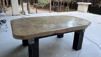 Каменный гранитный терассный стол - Спортивные силовые и кардио тренажеры . Спортивный тренажёр в Екатеринбурге